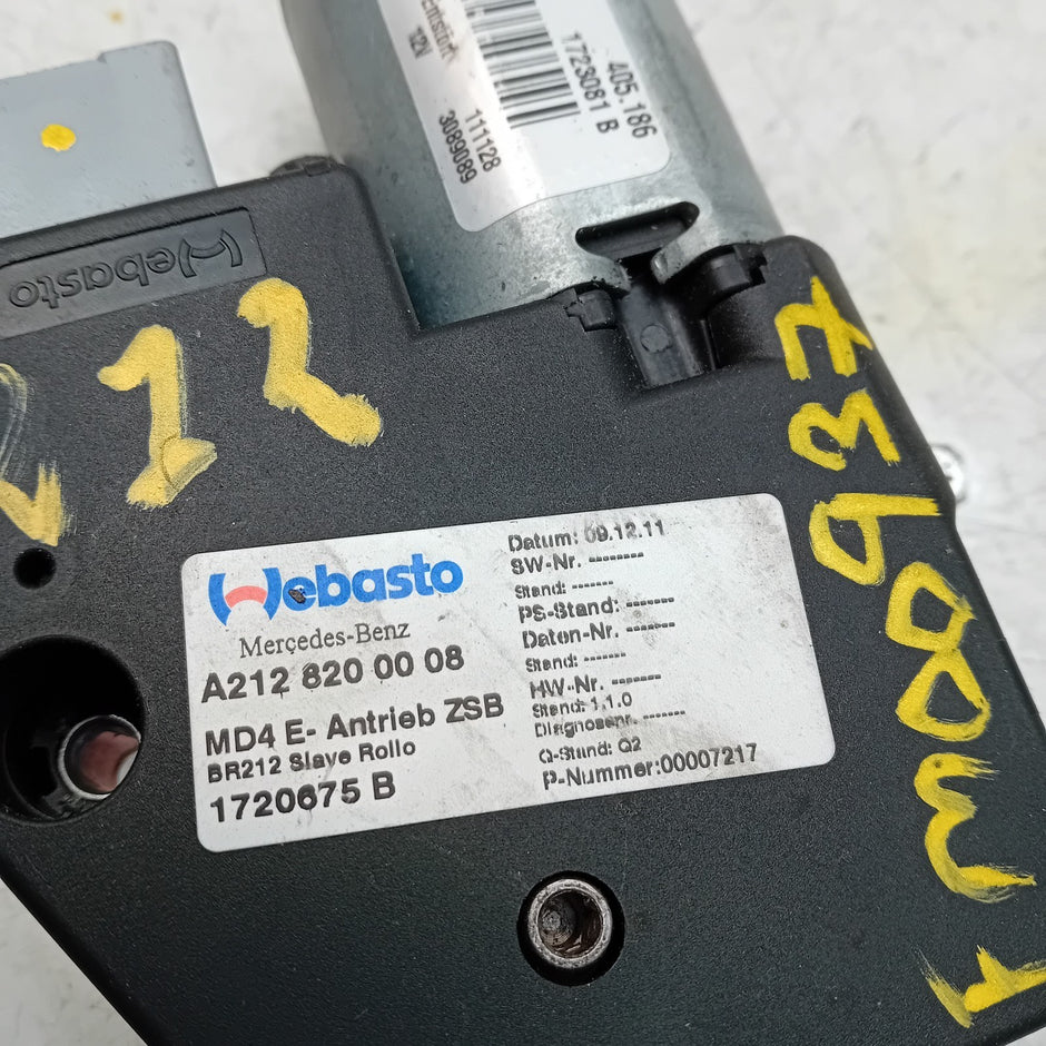 MERCEDES BENZ E-CLASS W212 PANO SUNROOF MOTOR  A2128200008 FM00937