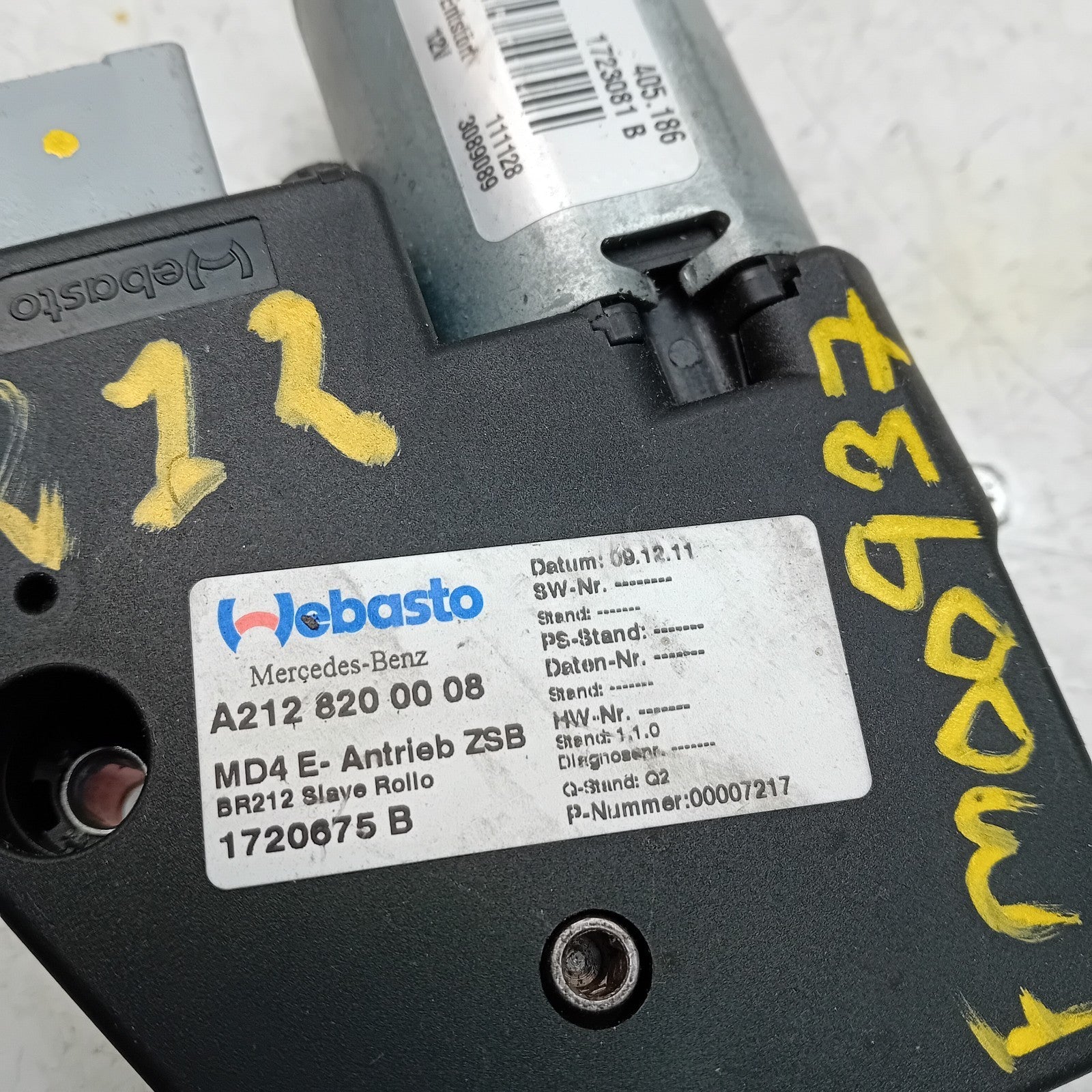 MERCEDES BENZ E-CLASS W212 PANO SUNROOF MOTOR  A2128200008 FM00937