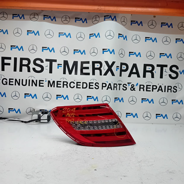 MERCEDES C-CLASS W204 PASSENGER SIDE NS REAR TAIL LIGHT A2048205464 2012 FMT122