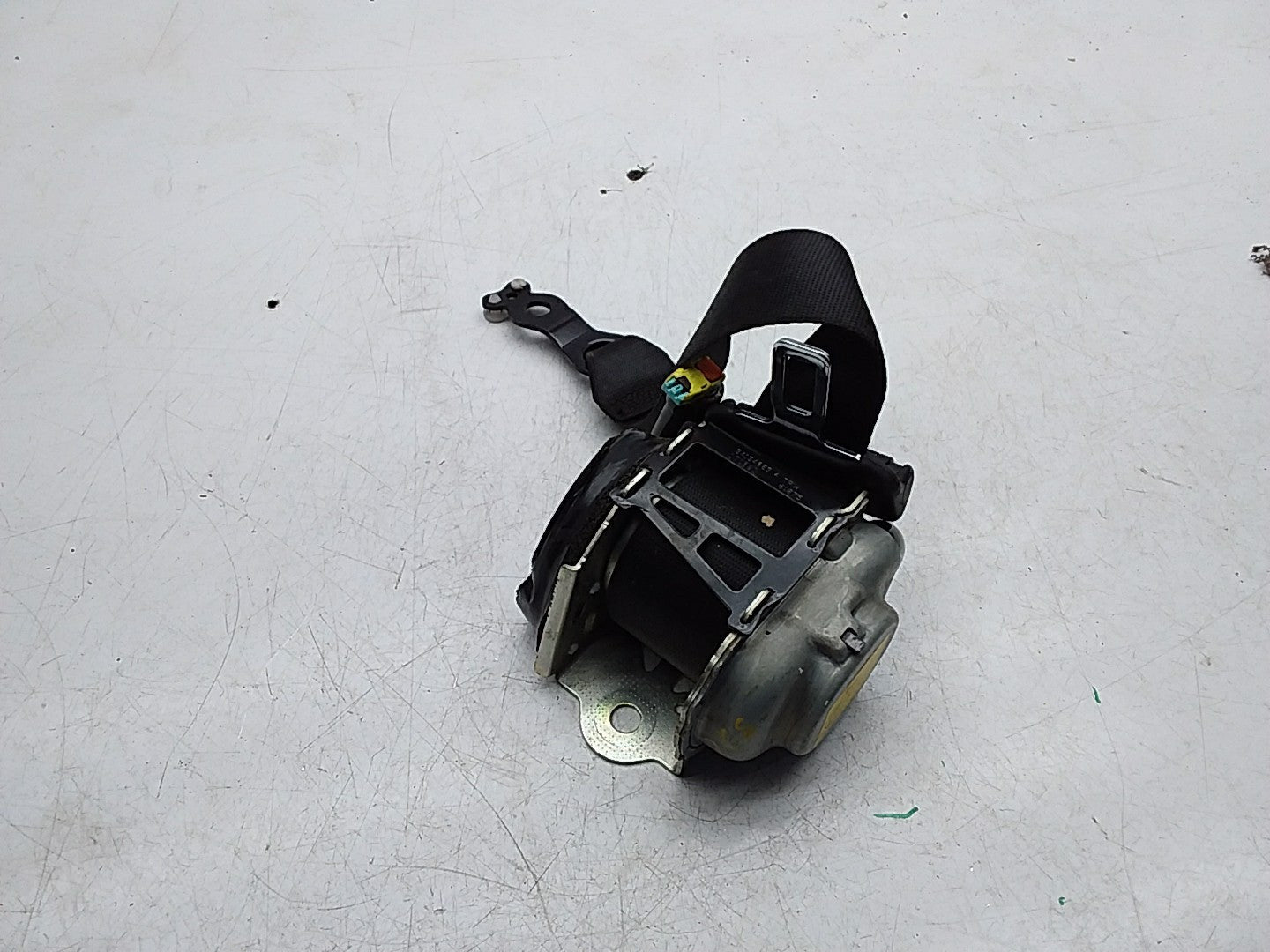 MERCEDES E-CLASS W238 SEAT BELT REAR LEFT PASSENGER SIDE A2388603500 FMS275 NSR