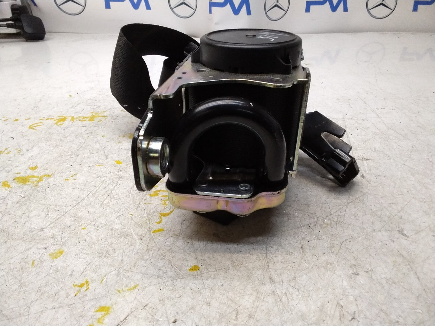 MERCEDES C-CLASS W205 SEAT BELT FRONT PASSENGER LEFT SIDE A2058600185 FMS330 NSF