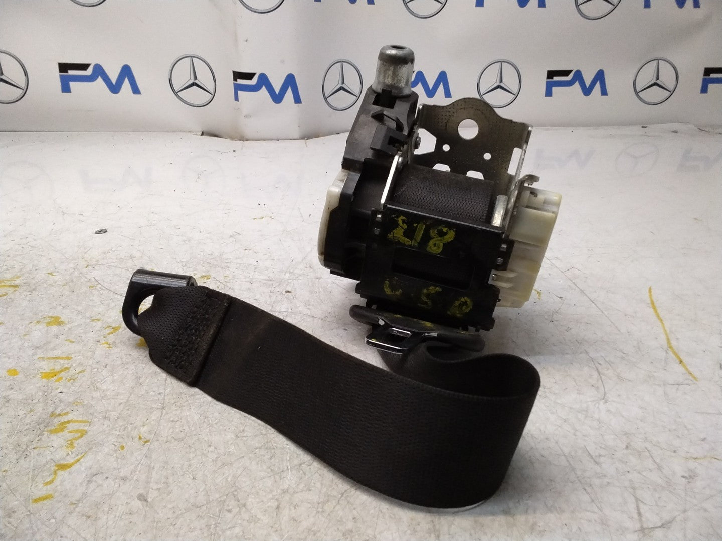 MERCEDES CLS CLASS SEAT BELT REAR RIGHT COUPE  A2188600285 FMS378 OSR