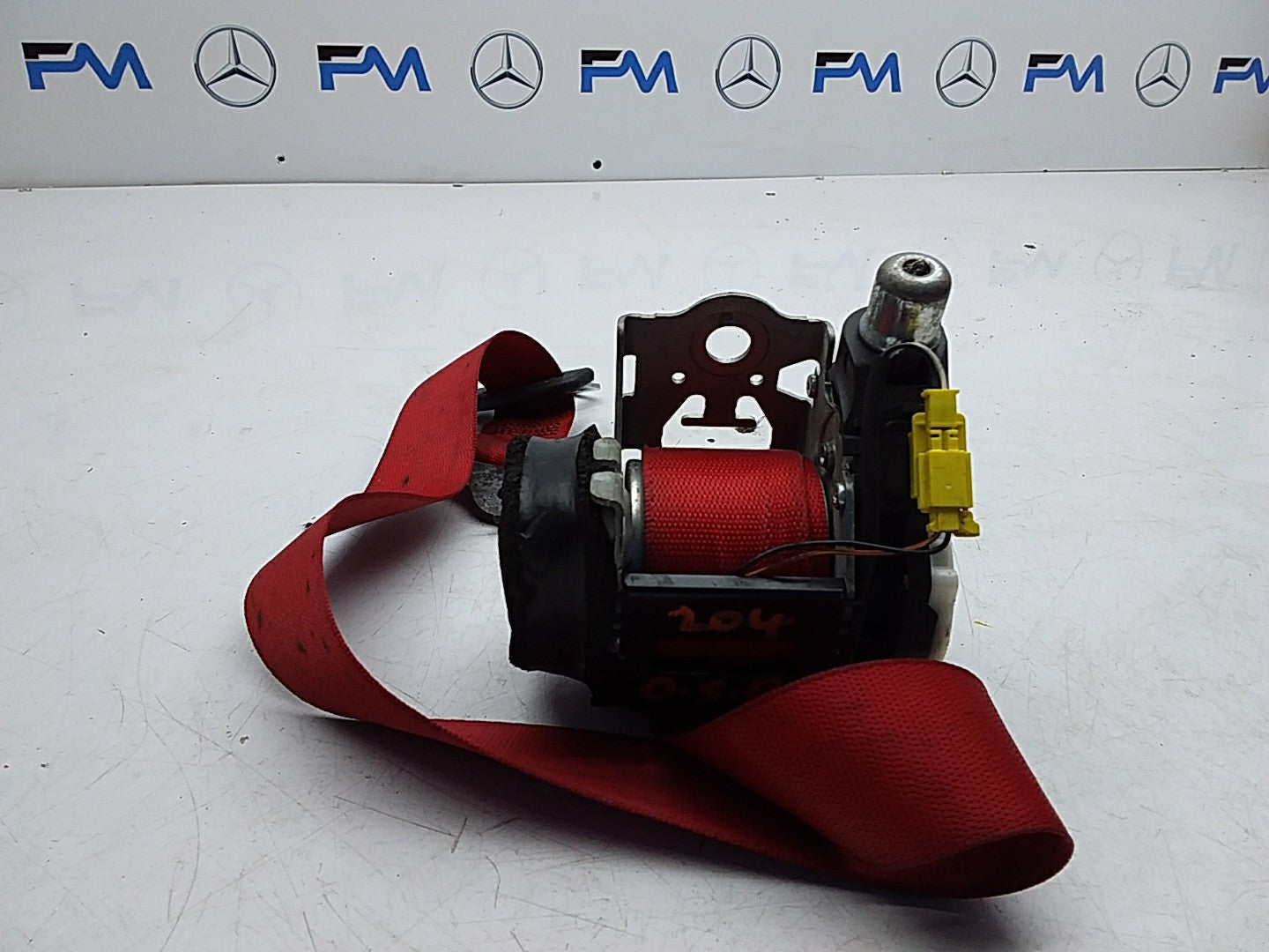 MERCEDES C-CLASS W204 SEAT BELT REAR LEFT DRIVER SIDE A2048602886 FMS227 OSR
