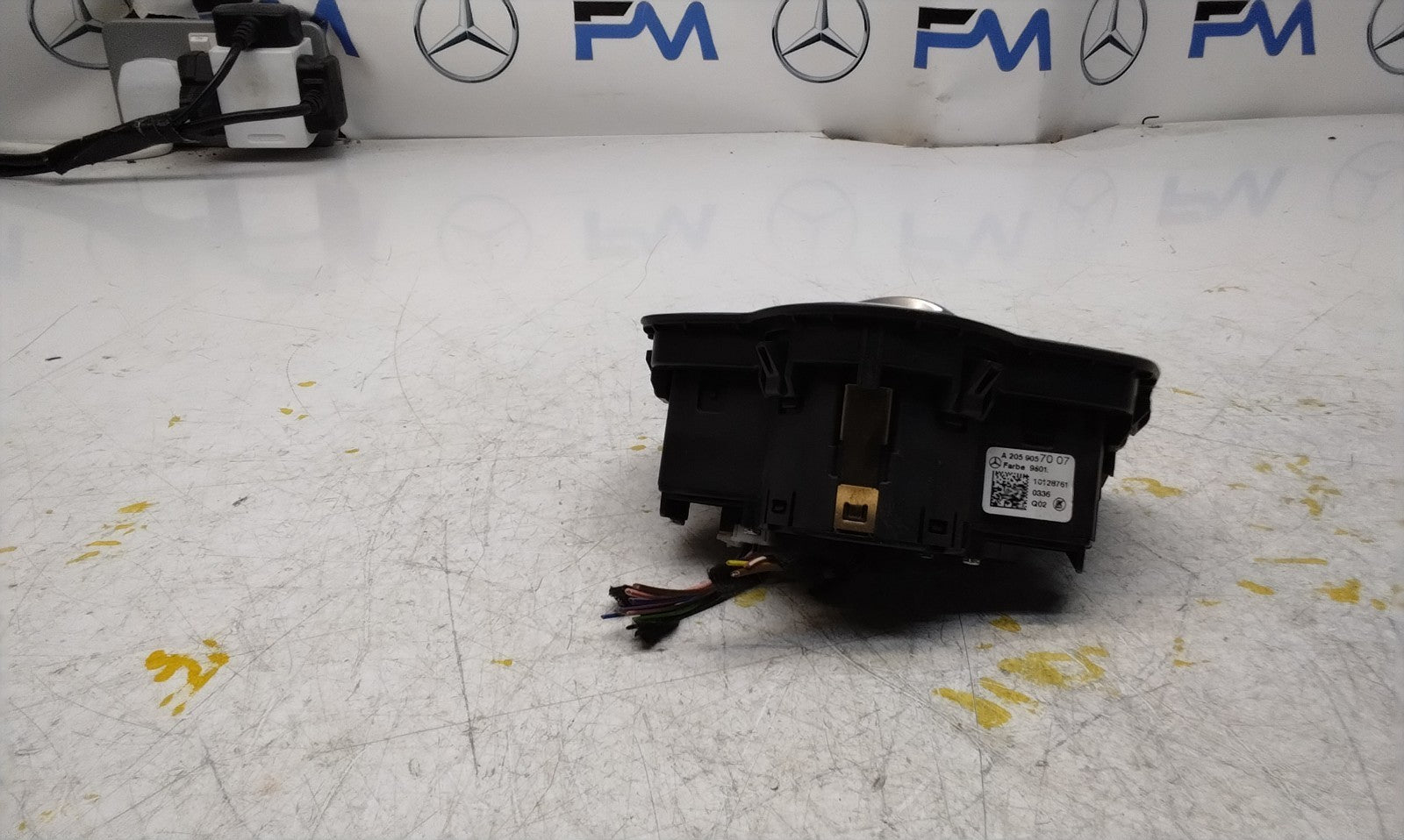 MERCEDES C-CLASS W205 HEADLIGHT CONTROL SWITCH 2014-2020 A2059057007 FM001016