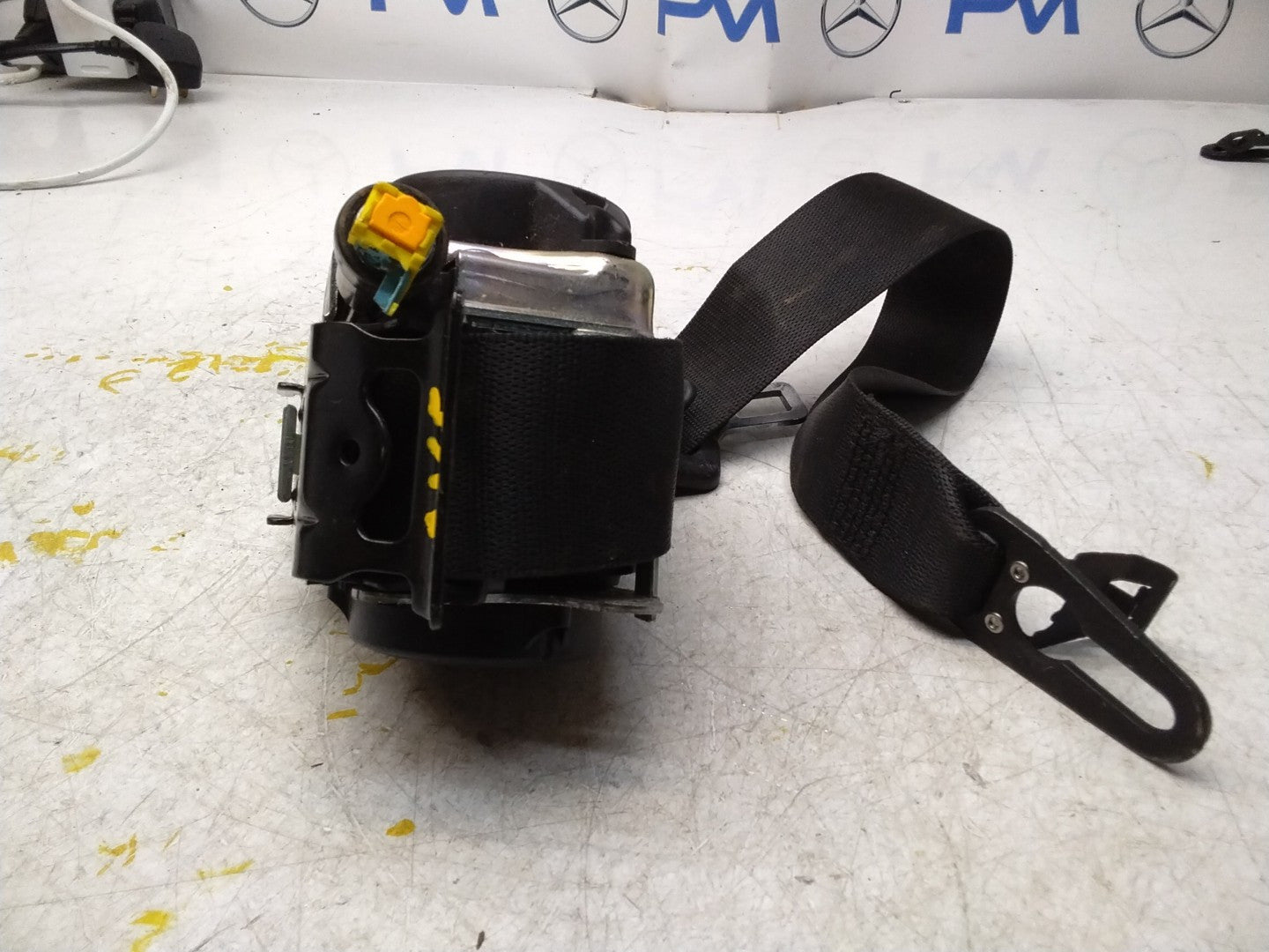 MERCEDES C-CLASS W205 SEAT BELT LEFT PASSENGER SIDE A2058600185 FMS296 NSF