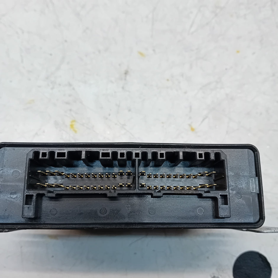 MITSUBISHI OUTLANDER MK3 ENGINE  ECU CONTROL MODULE 9479A067 FM00922