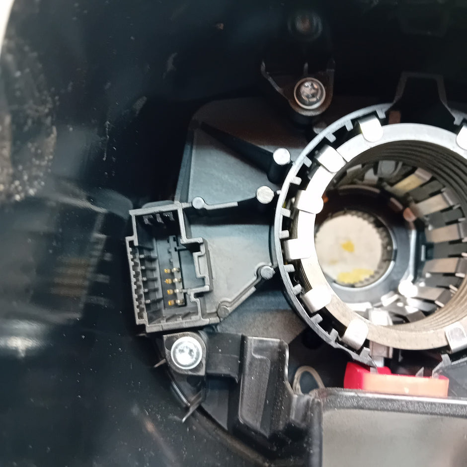 Mercedes C E CLASS INDICATOR/WIPER GEAR SELECT + SQUIB A2129007502 FM001062