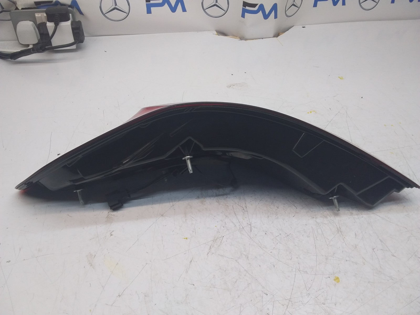 MERCEDES E-CLASS W212 REAR DRIVER O/S TAIL LIGHT FMT90
