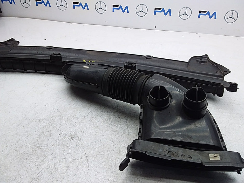 MERCEDES BENZ E-CLASS W213 AIR INTAKE TUBE A640940097 FMI24