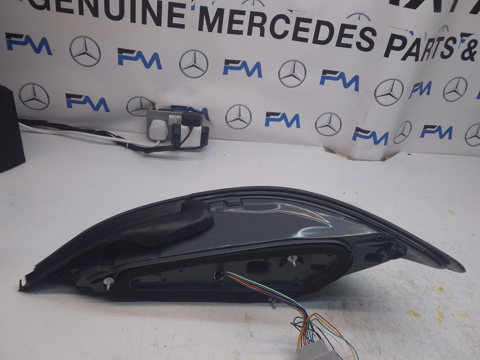 MERCEDES CLA CLASS W117 2013-19 REAR PASSENGER N/S TAIL LIGHT FMT91