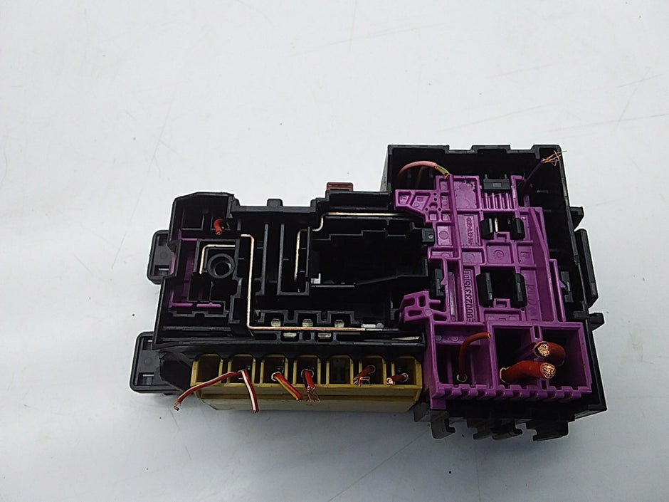 MERCEDES C CLASS FUSE RELAY BOX A2059067200 W205 2014 - 2021 FMF22