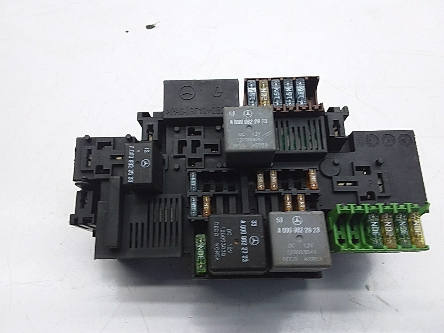 MERCEDES BENZ S CLASS W222 FUSE BOX RELAY  A2229063701 FMF68