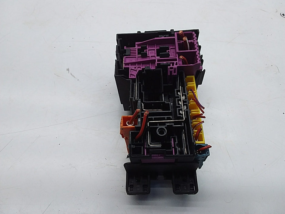 MERCEDES C CLASS FUSE RELAY BOX A2059067200 W205 2014-2021 FMF20