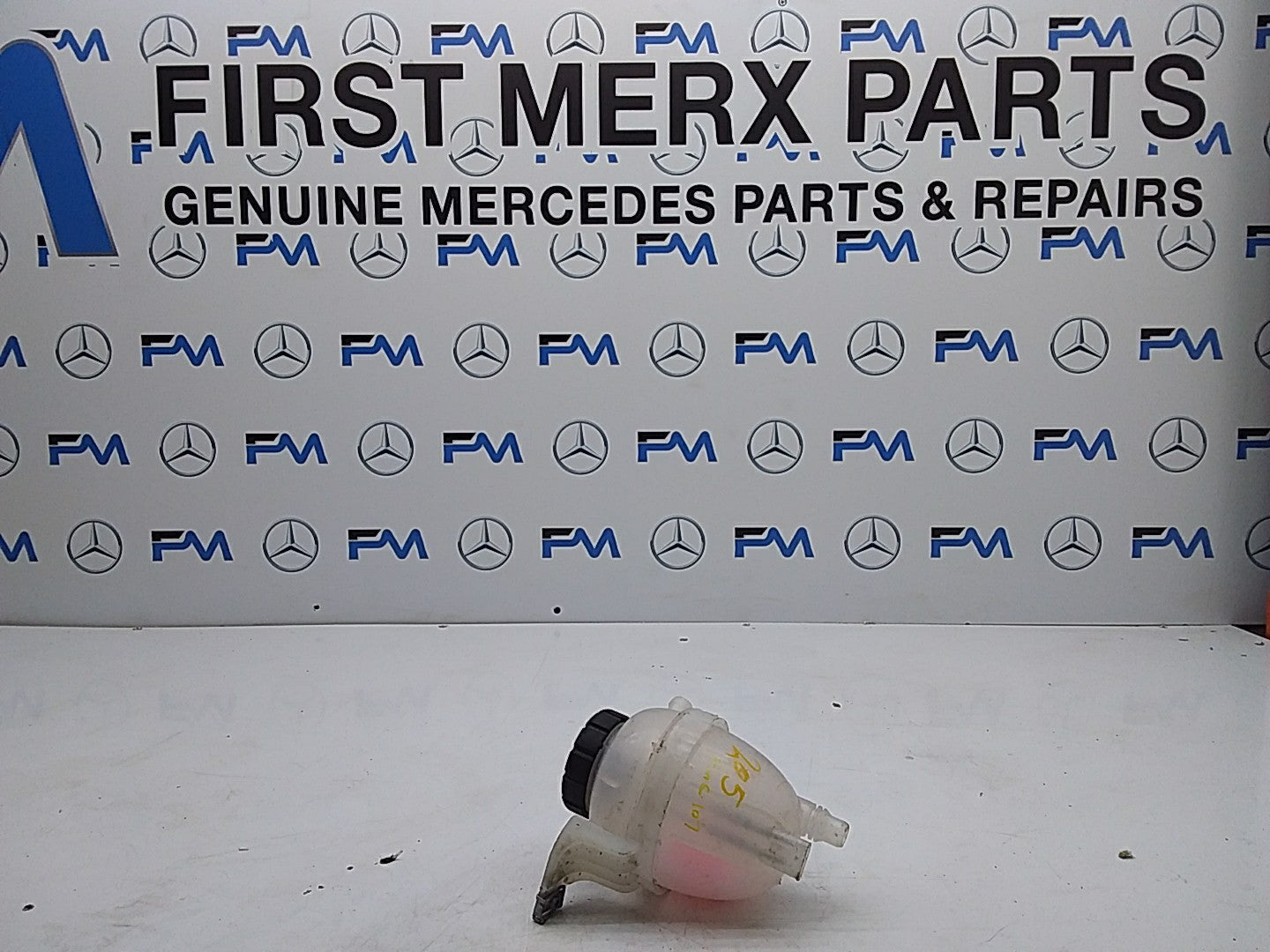 MERCEDES BENZ S-CLASS W222 COOLANT EXPANSION TANK 2014ONWARDS A2225000549 FMC107