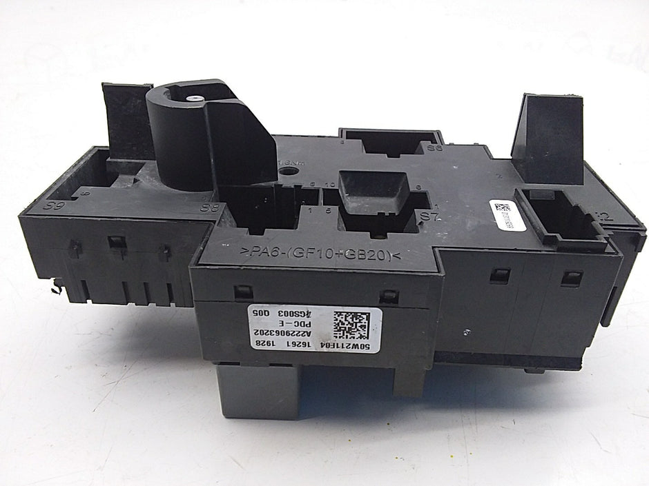 MERCEDES BENZ S-CLASS W222 FUSE BOX RELAY  A2229063202 FMF74