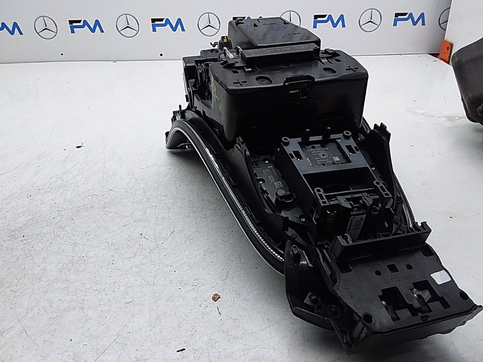 2016-2019 MERCEDES E CLASS W213 CENTRE  CONSOLE  A2138100815 FMK10
