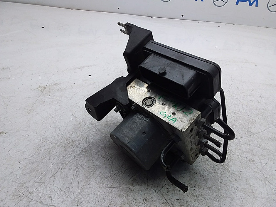 MERCEDES BENZ GLA CLASS ABS PUMP A0004312600 FMR12