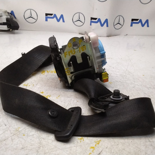 MERCEDES A CLASS SEAT BELT FRONT RIGHT A1768600285 W176 FMS181 OSF