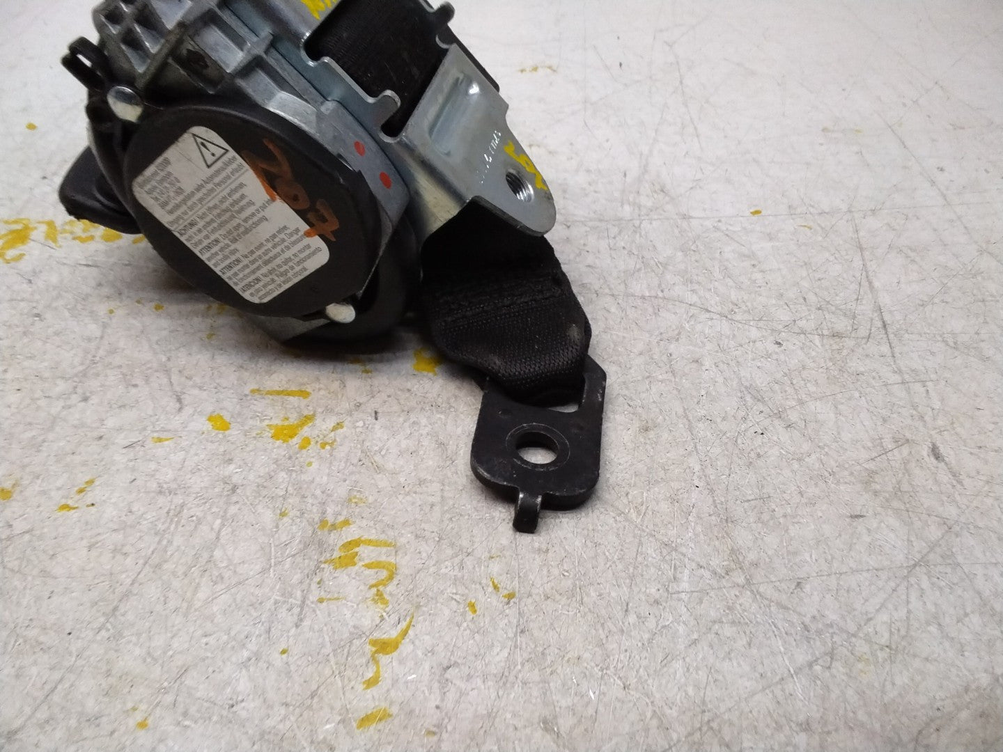 MERCEDES E CLASS SEAT BELT REAR RIGHT AND LEFT A2078602385 C207 FMS452 NSR OSR