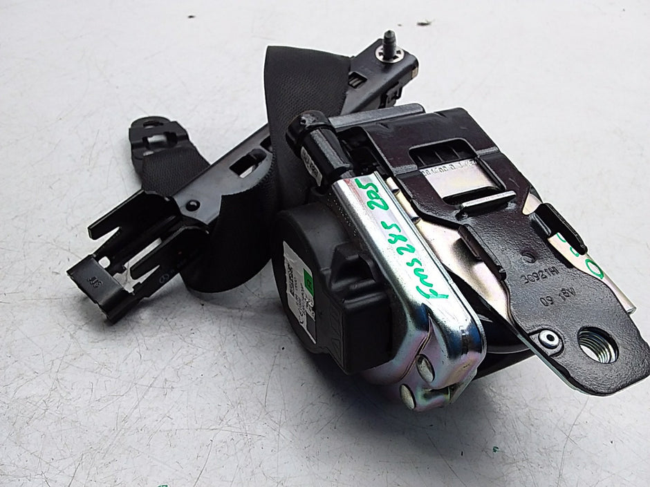 MERCEDES C-CLASS W205 SEAT BELT REAR RIGHT DRIVER SIDE A2058600285 FMS285 OSR