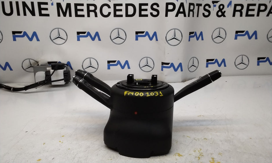 Mercedes E-CLASS W213 INDICATOR/WIPER GEAR SELECT + SQUIB  A2139001611 FM001031