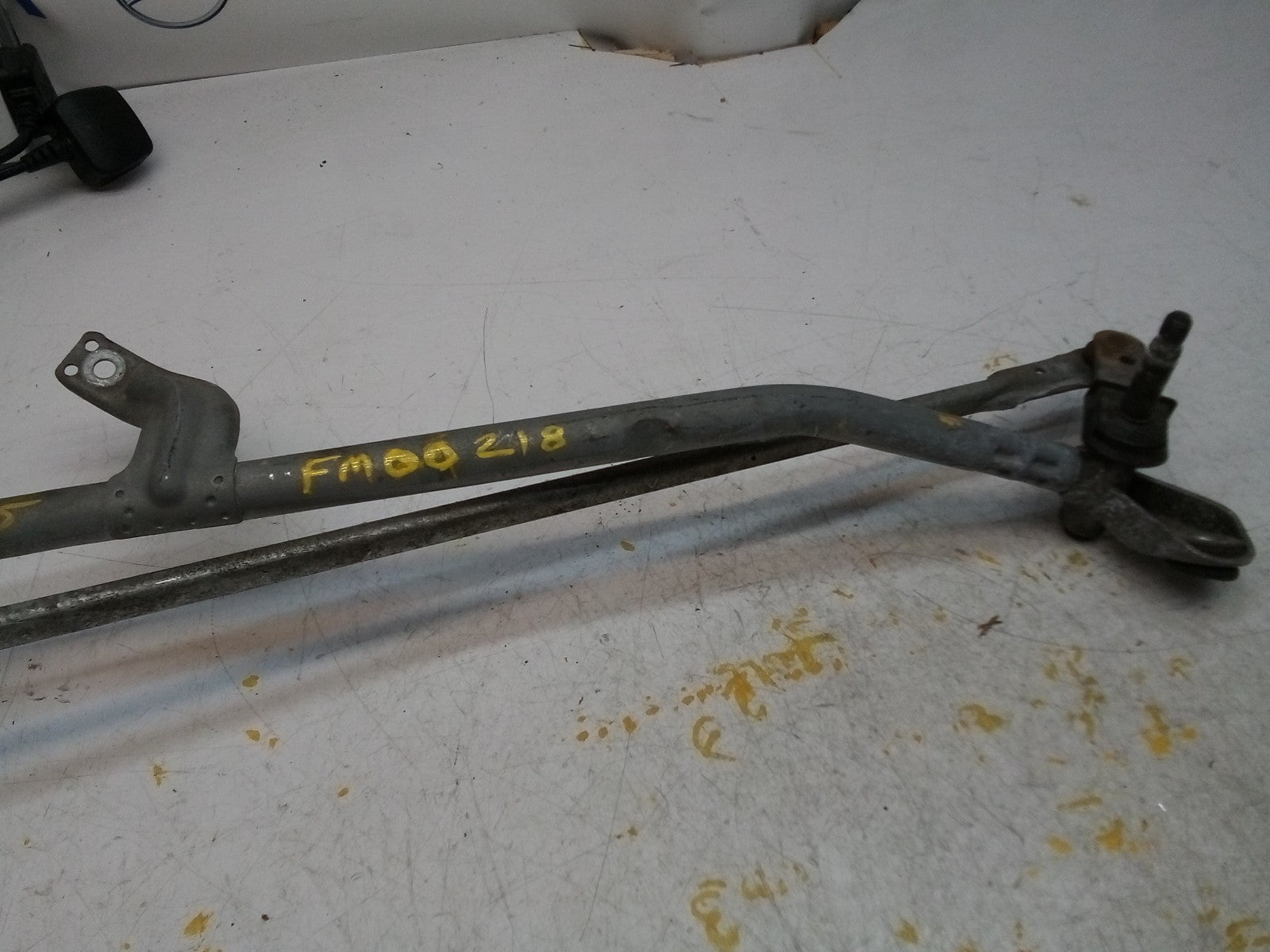 MERCEDES-BENZ C CLASS W205 FRONT WIPER MOTOR WITH LINKAGE A2059600940 FM00218