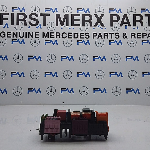 MERCEDES BENZ E-CLASS W213 FUSE BOX RELAY DISTRIBUTION BOX A2139068801 FMF63