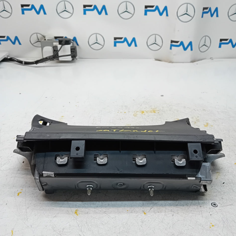 MITSUBISHI OUTLANDER MK3 KNEE AIR SRS BAG RIGHT DRIVER SIDE 7030A-31754 FM00992