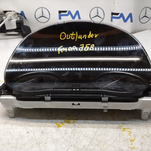 MITSUBISHI OUTLANDER 8100C544 SPEEDOMETER INSTRUMENT CLUSTER FM00758