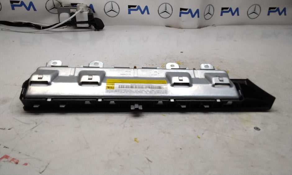 MERCEDES BENZ A-CLASS W176 O/S/F DRIVER SIDE KNEE AIRBAG FM00755