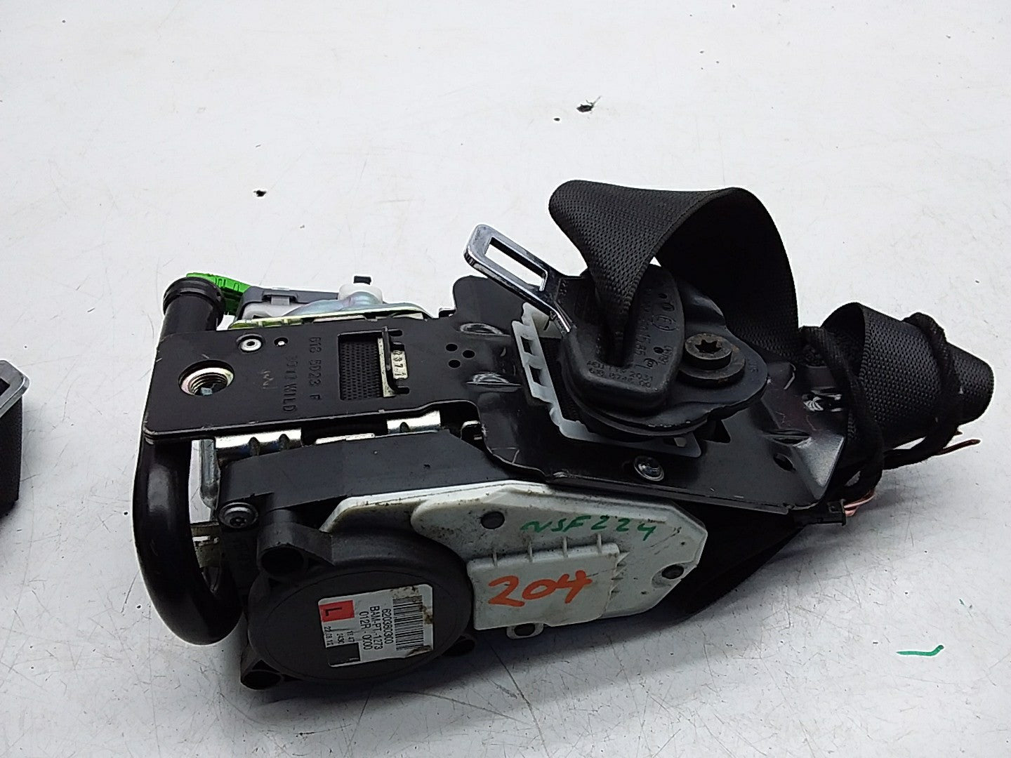 MERCEDES C-CLASS W204 SEAT BELT FRONT LEFT PASSENGER SIDE A2048601585 FMS224 NSF