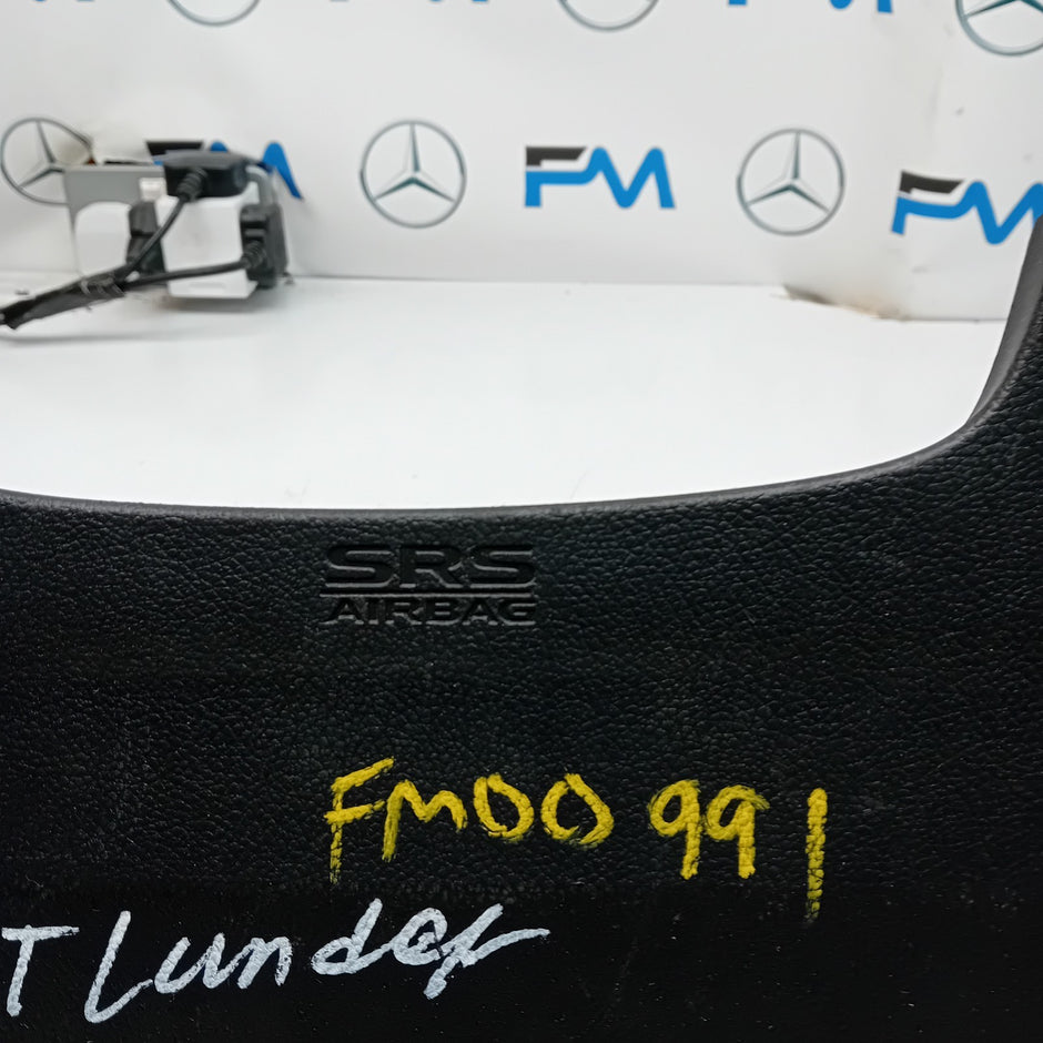 MITSUBISHI OUTLANDER MK3 KNEE AIR SRS BAG RIGHT DRIVER SIDE 7030A-31753 FM00991