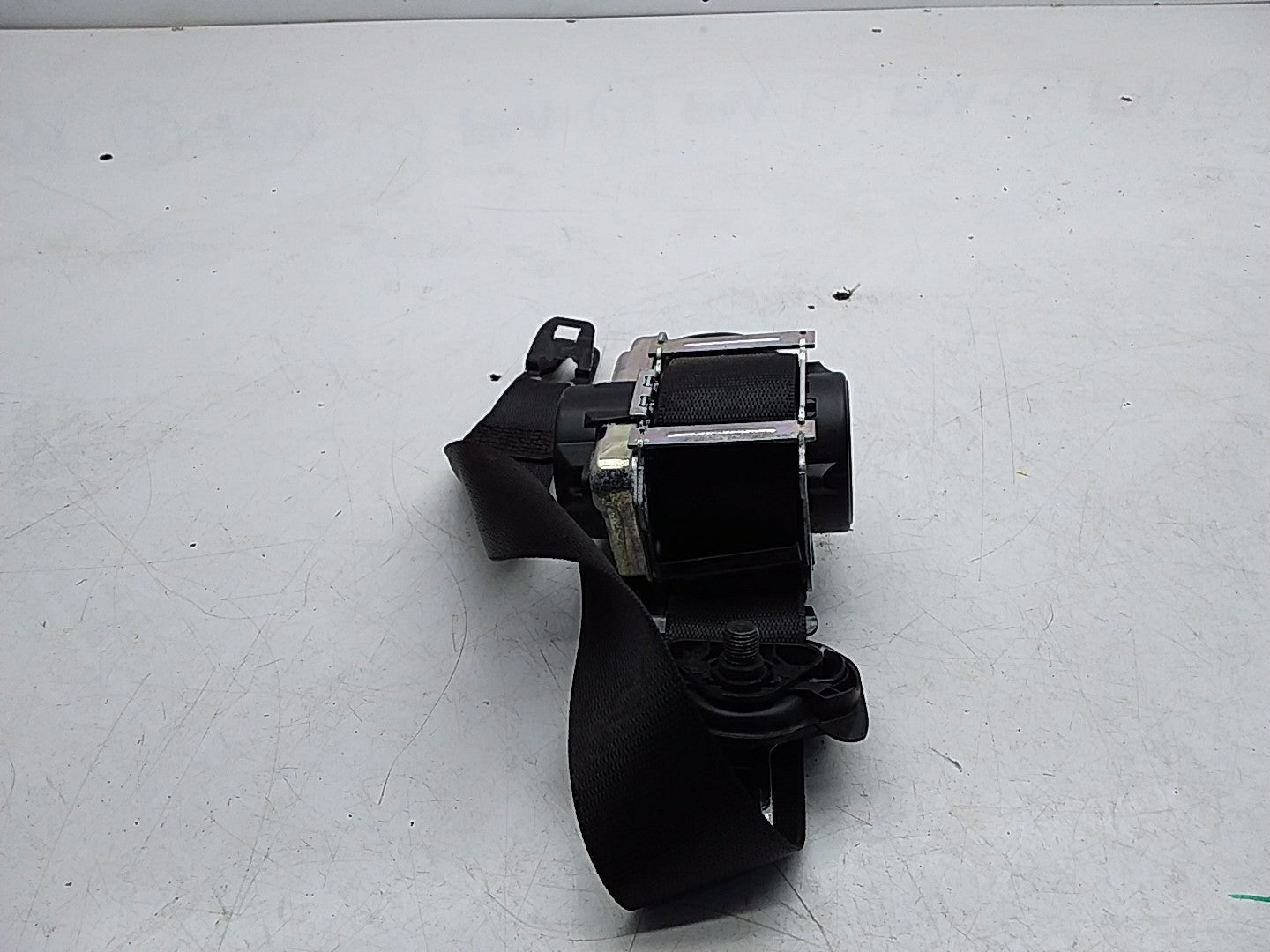 MERCEDES C-CLASS W205 SEAT BELT REAR RIGHT DRIVER SIDE A2058600285 FMS221 OSF
