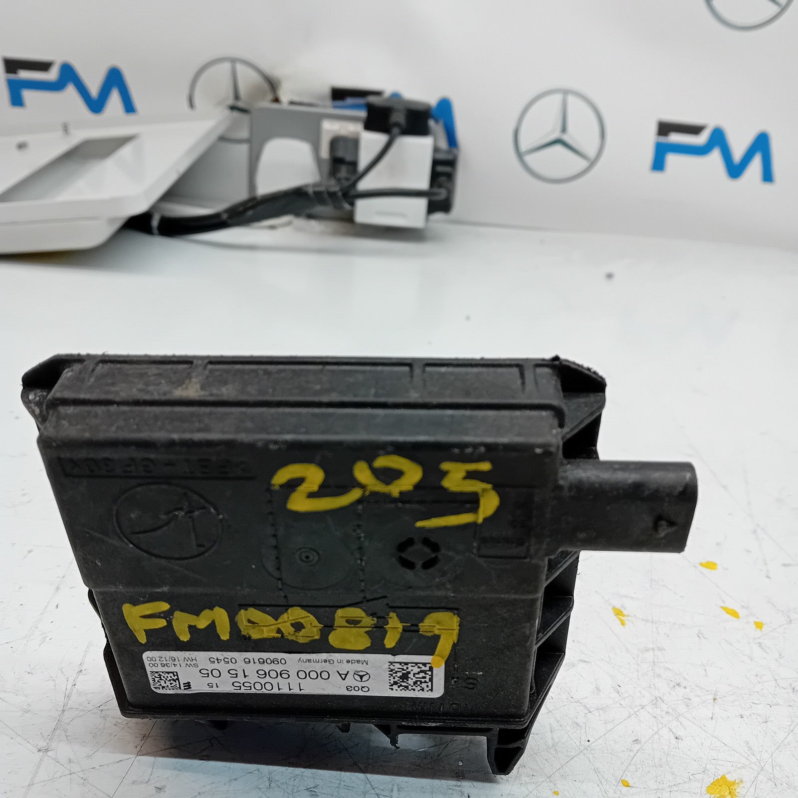 MERCEDES  C E CLASS W205 W213 NEGATIVE BATTERY CLAM TERMINAL A0009061505 FM00819