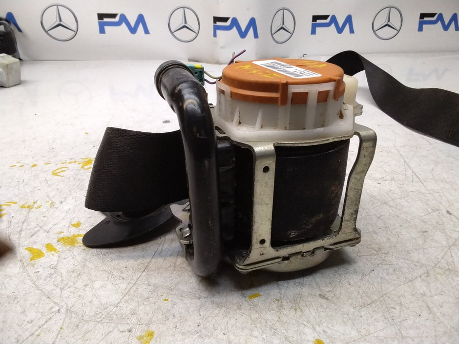 MERCEDES A CLASS  FRONT LEFT SEAT BELT WITH PRETENSIONER A1778600700 FMS186 NSF