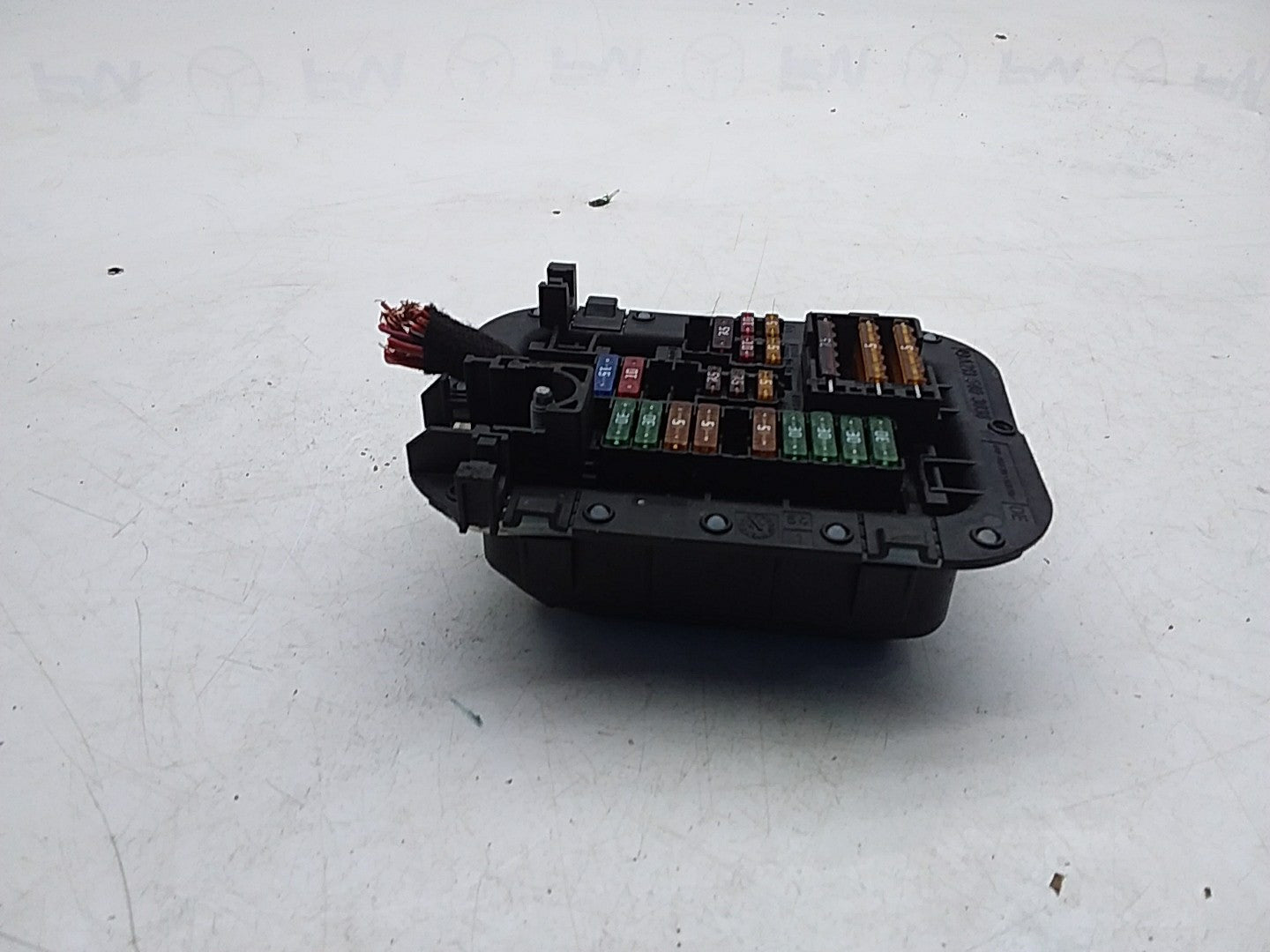 MERCEDES BENZ E-CLASS W213 2016 ONWARDS FUSE RELAY BOX A2135403038 FMF124