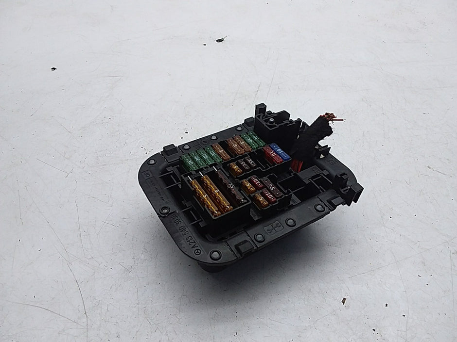 MERCEDES BENZ E-CLASS W213 2016 ONWARDS FUSE RELAY BOX A2135403038 FMF124