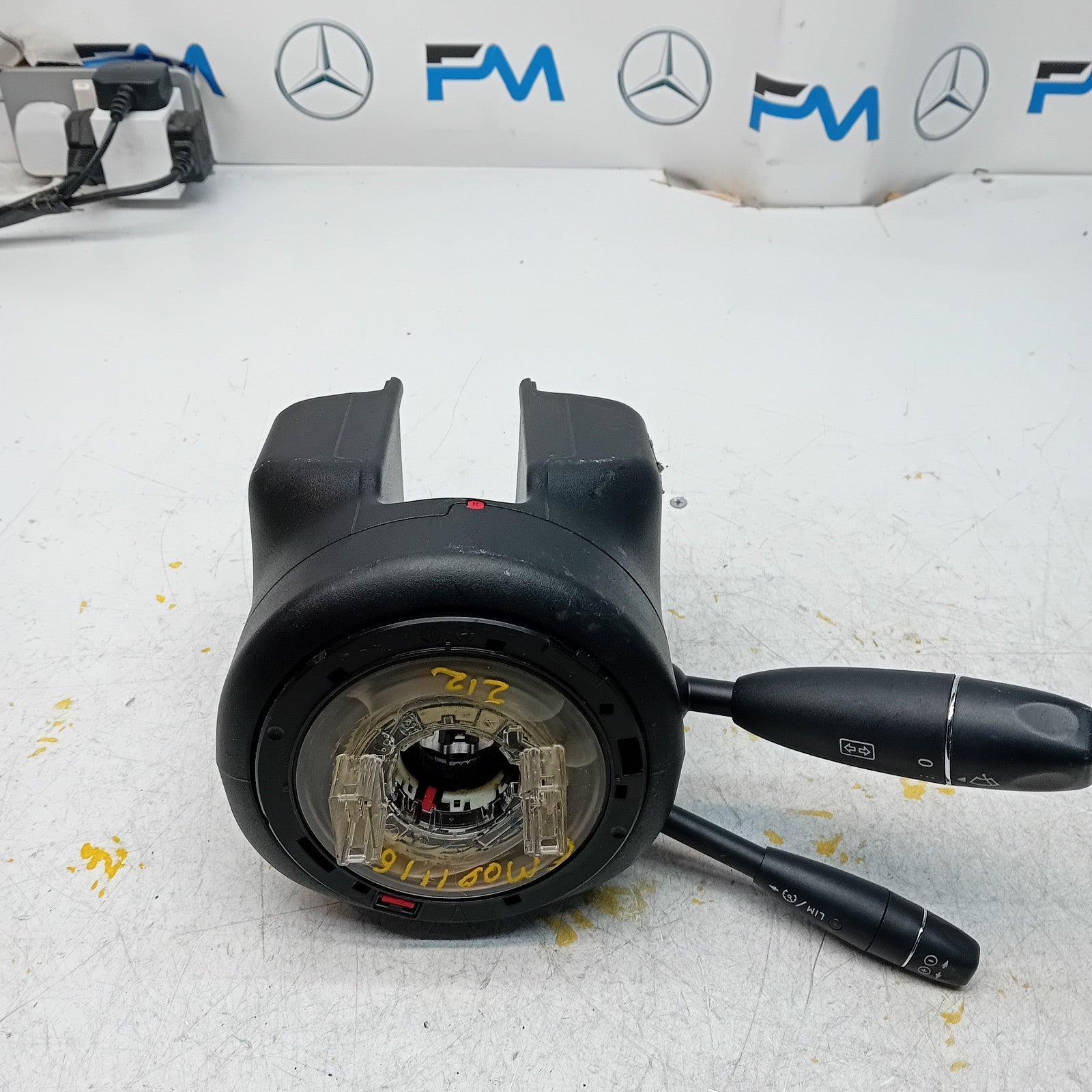 Mercedes E CLASS W212 INDICATOR/WIPER GEAR SELECT + SQUIB A2129007502 FM001116
