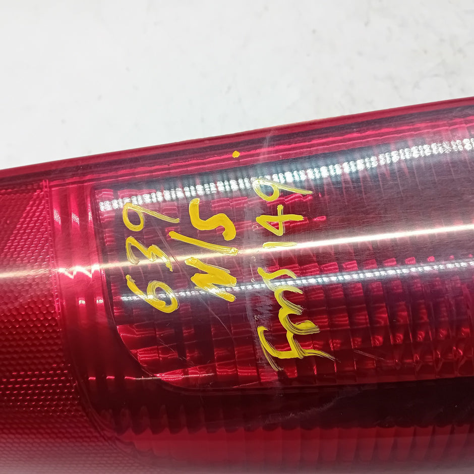 MERCEDES VITO W639 2004-14 PASSENGER NS OUTER REAR TAIL LIGHT 964678-00  FMT149