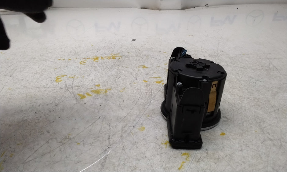 MERCEDES C-CLASS W204 HEADLIGHT CONTROL SWITCH 2014 A2049053103 FM001024