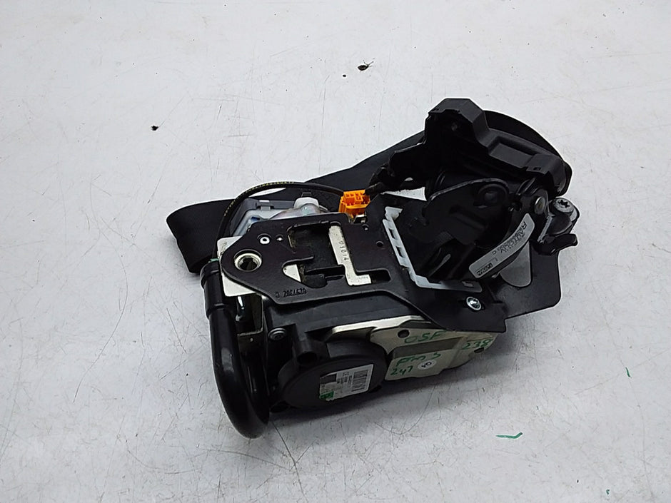 MERCEDES E-CLASS W238 SEAT BELT FRONT RIGHT DRIVER SIDE A2388602900 FMS247 OSF