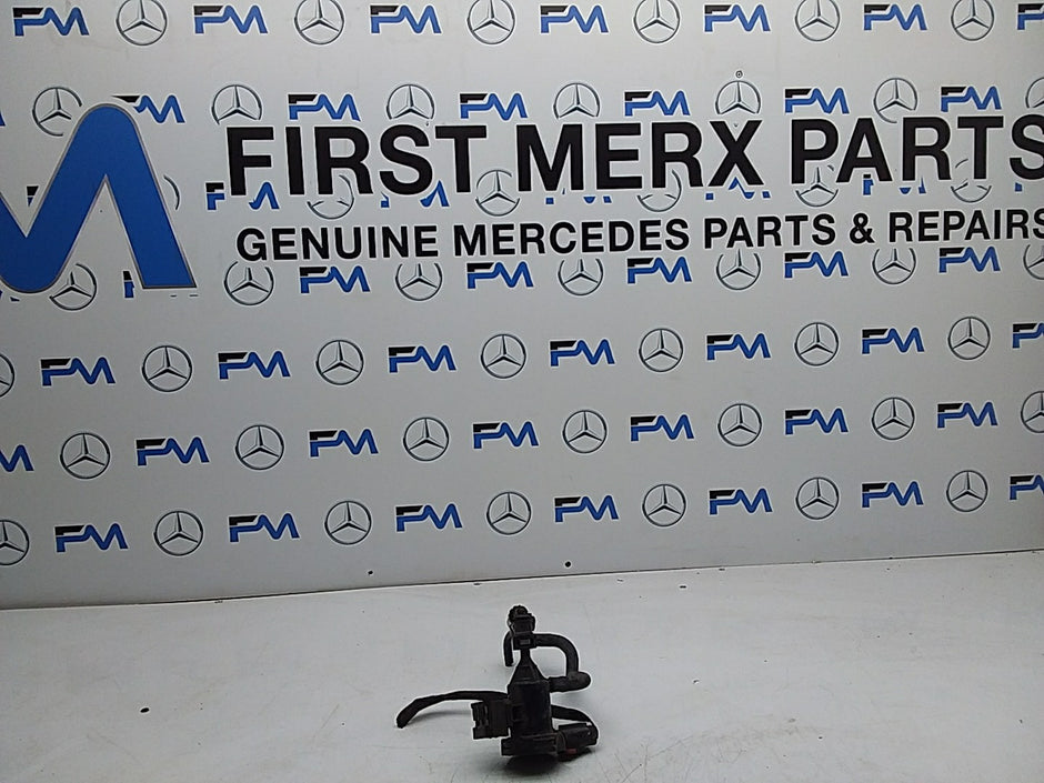 MERCEDES BENZ E-CLASS PURGE VALVE W207 E200 COUPE PURGE VALVE  A0014760532 FMR14