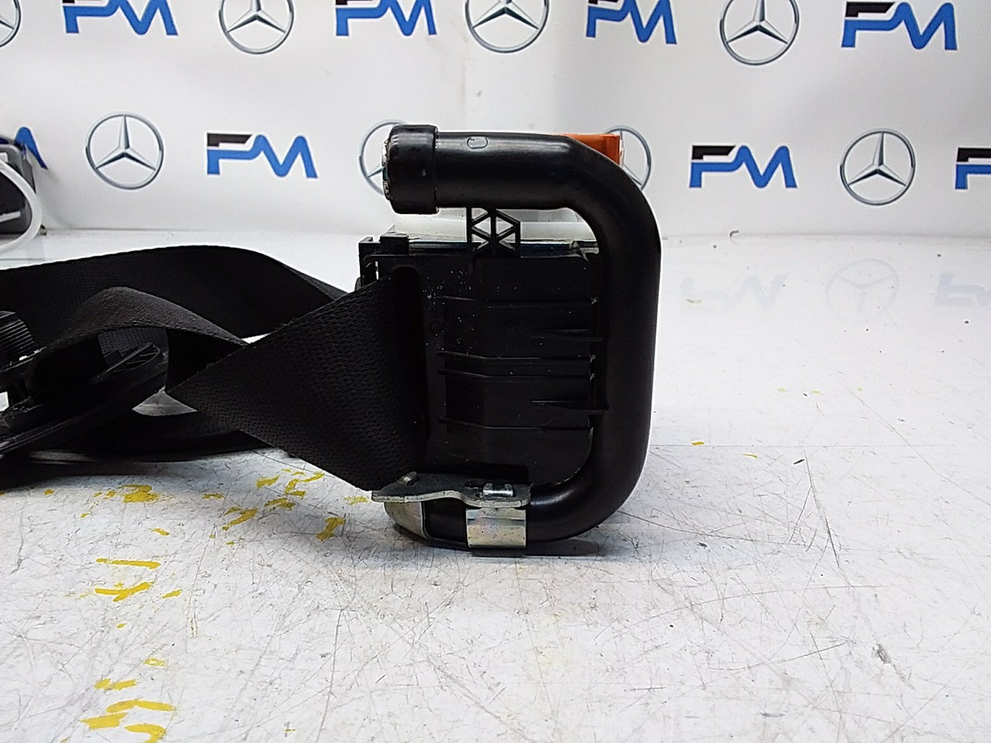 MERCEDES A-CLASS  FRONT RIGHT SEAT BELT WITH PRETENSIONER A1778600800 FMS58 OSF