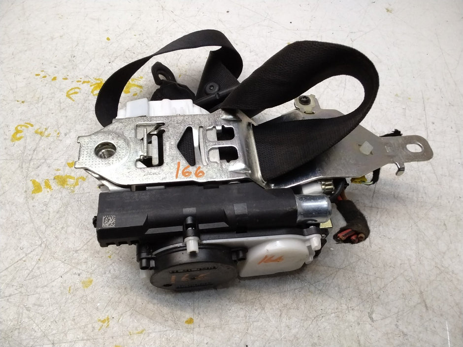 MERCEDES M CLASS GLE SEAT BELT FRONT LEFT PASSENGER A1668601300 W166 FMS373 NSF