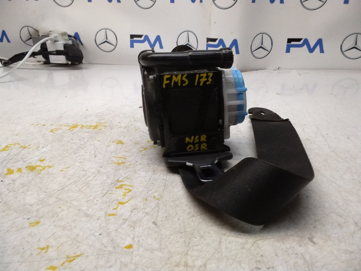 MERCEDES A CLASS W176 REAR L / R SIDE SEAT BELT A1768602385 FMS173 NSR OSR