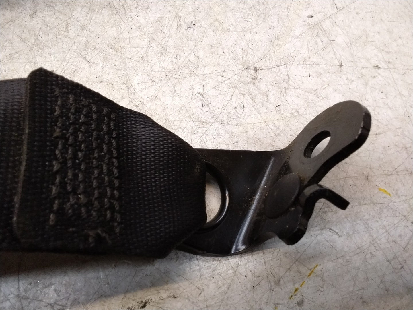 MERCEDES CLS E CLASS W257 W213 REAR SEAT BELT LEFT SIDE A2138606700 FMS410
