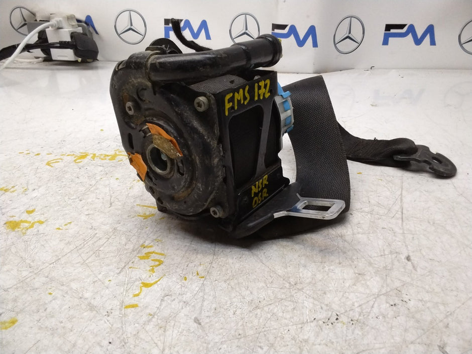 MERCEDES A CLASS W176 REAR L / R SIDE SEAT BELT A1768602385 FMS172 NSR OSR