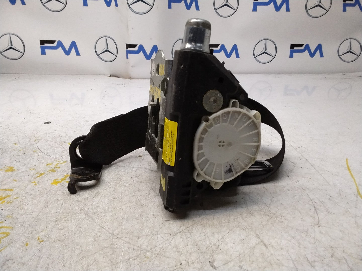 MERCEDES CLS CLASS SEAT BELT REAR RIGHT COUPE  A2188600285 FMS378 OSR