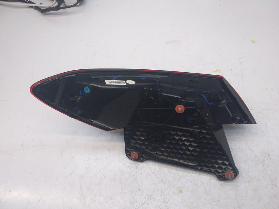 MERCEDES E-CLASS W213 DRIVER SIDE OS REAR TAIL LIGHT A2139065809 2021 FMT98