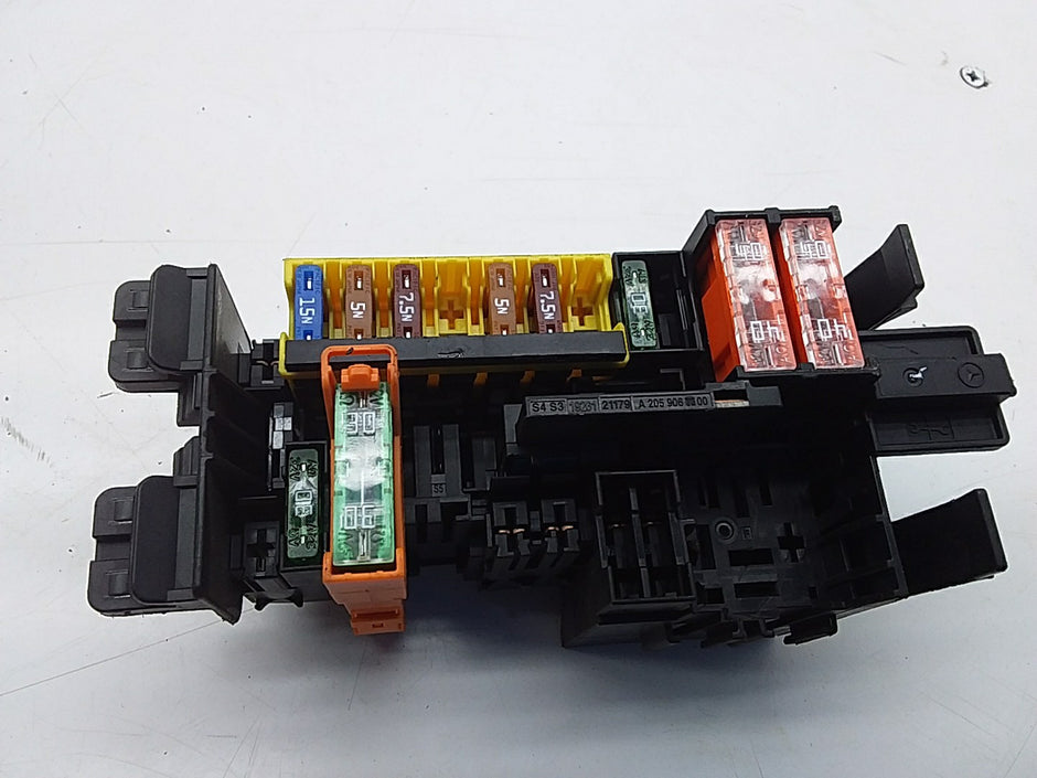 MERCEDES C CLASS FUSE RELAY BOX A2059067200 W205 2014 - 2021 FMF24